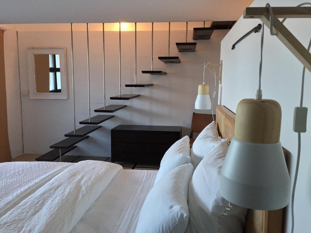Shorebreak Studio Apartments Sapphire Beach Esterno foto